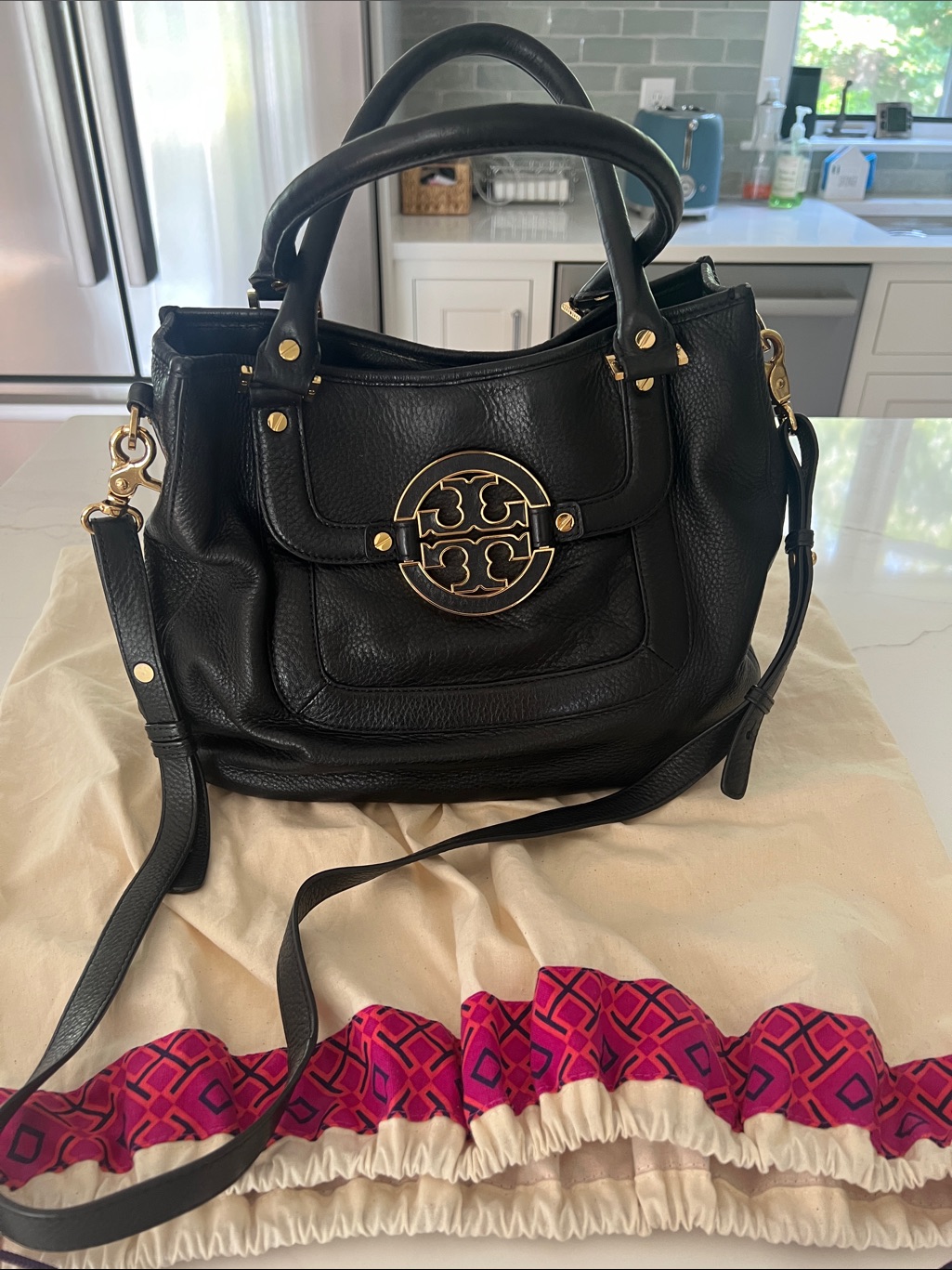 Tory Burch Black Leather Shoulder Satchel With Gold Logo